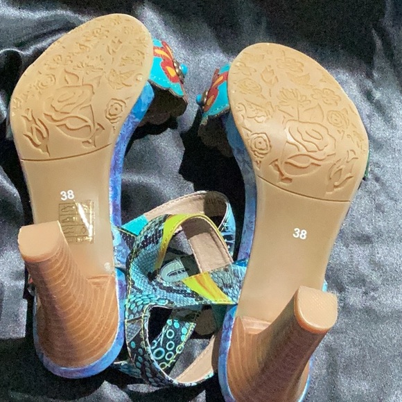 Women’s L’Artiste sandals size 8/38 multi color blue and green - Picture 4 of 7